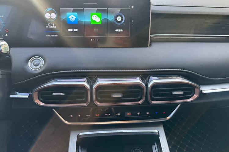 Used Jetour X70 PLUS 2021 Revised Version 1.5T DCT ShanPRO 5-Seater
