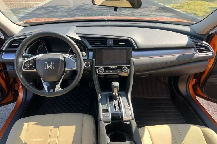 Used Honda Civic 2016 220TURBO CVT Luxury Edition
