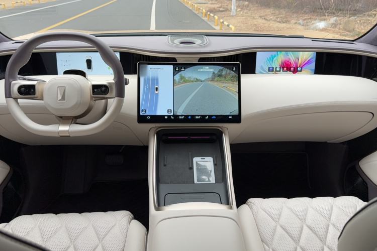 Used  11 2024 630 Rear-Wheel Drive Edition with Three Lasers