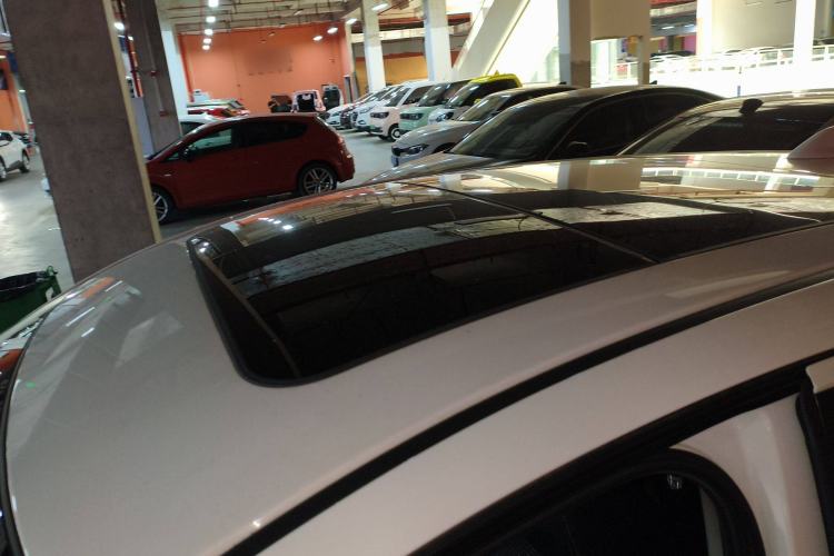 Used Honda Vezel 2017 1.8L CVT Front-Wheel Drive Pioneer Edition
