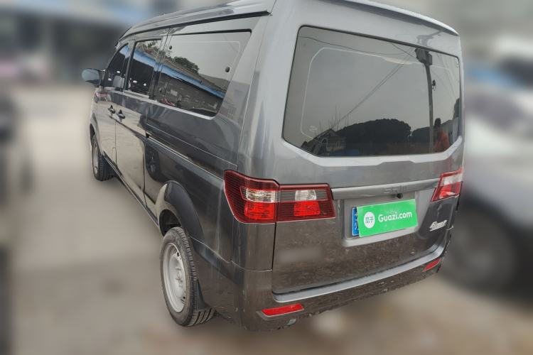 Used Jinbei Gold Hiace M Classic 2022 1.5L Engineering Lion Passenger Vehicle 6 Seats
