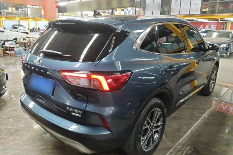 Used Ford Escape 2020 EcoBoost 245 Two-Wheel-Drive Titanium Edition
