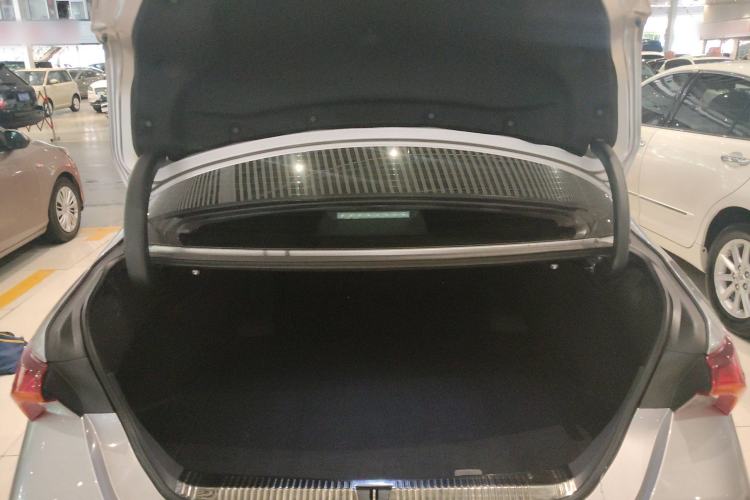 Used Toyota Avalon 2021 2.5L Luxury Edition
