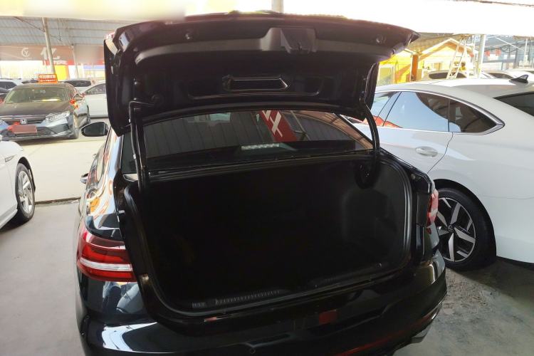 Used Volkswagen Lavida 2024 1.5L Automatic Starry Sky 5 Million Edition