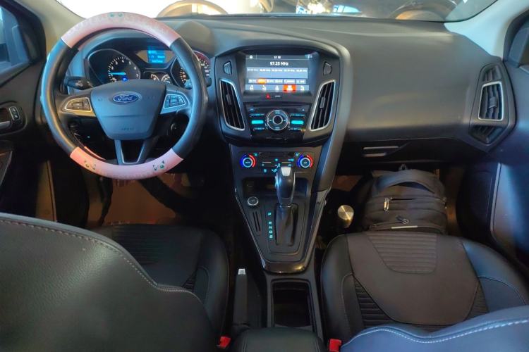 Used Ford Focus 2017 Sedan 1.6L Automatic Fashion Edition Smart Drive Version