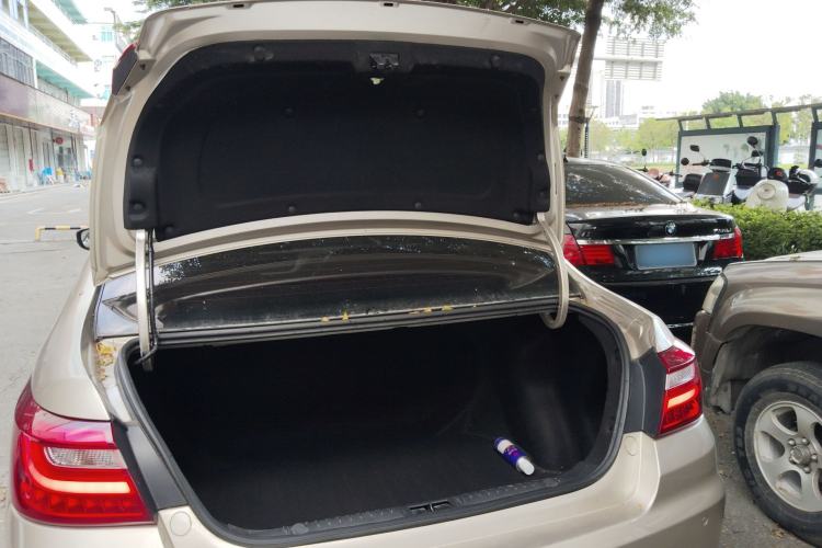 Used Geely Auto Vision 2019 Upgraded Model 1.5L Automatic Luxury Version China V Standard
