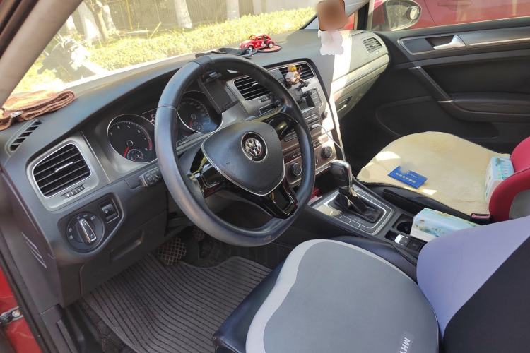 Used Volkswagen Golf 2014 1.6L Automatic Comfort Model
