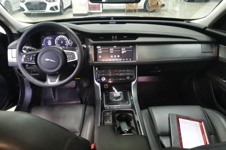 Used Jaguar XFL 2020 XFL 2.0T P200 Two-Wheel-Drive Elite Edition
