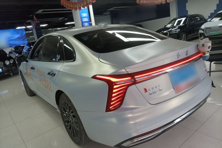 Used Hongqi H5 2023 2.0T Automatic Smart Connect Flagship Edition
