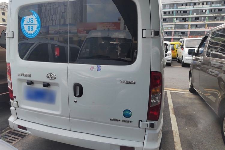 Used SAIC MAXUS Xintu V80 2021 2.0T AMT Classic Aoyuntong Short Wheelbase Ultra-Low Roof 5/6-Seater
