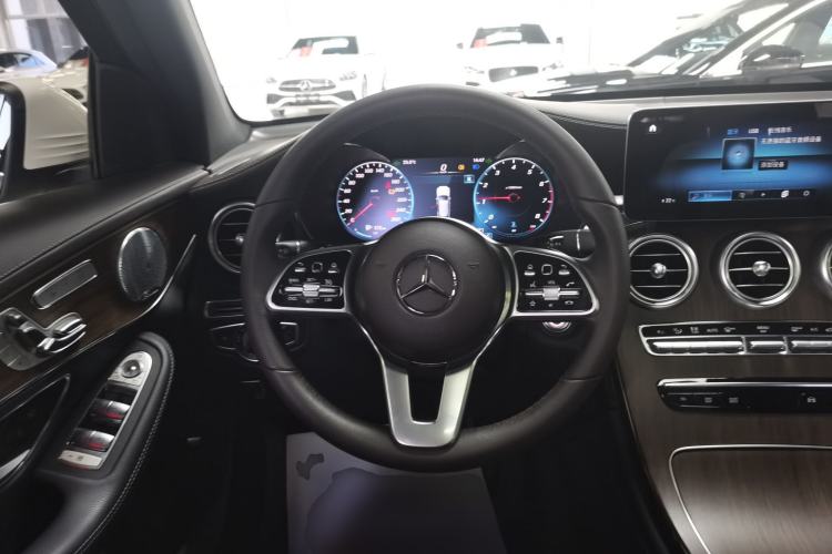 Used Mercedes-Benz GLC 2020 Facelifted GLC 300 L 4MATIC Luxury Edition