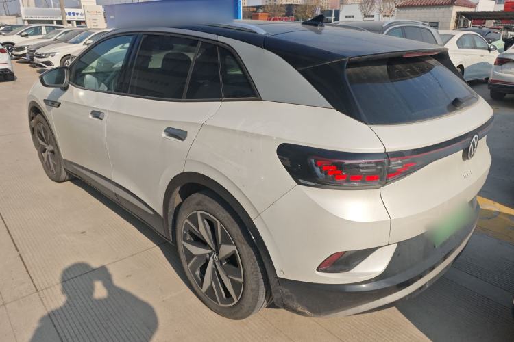 Used Volkswagen ID.4 CROZZ 2024 PRO Model
