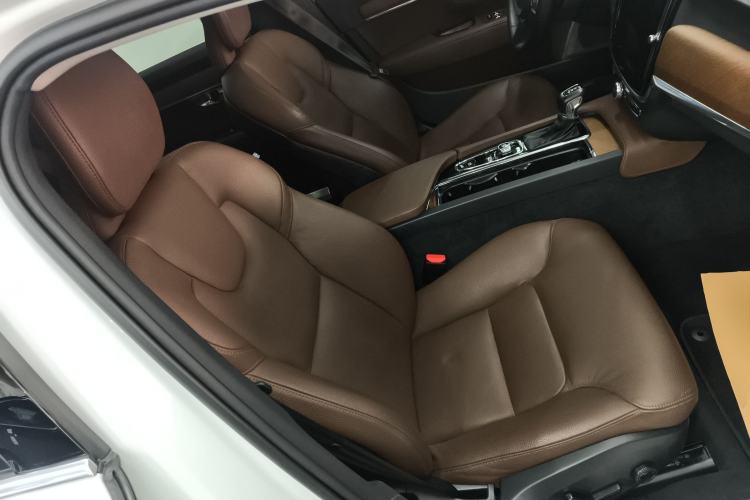 Used Volvo S90 2020 T5 Zhiyi Luxury Edition
