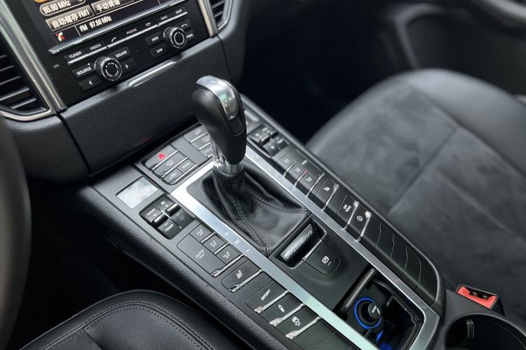 Used Porsche Macan 2014 Macan 2.0T
