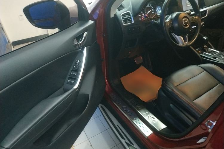 Used Mazda CX-5 2015 2.0L Automatic Two-Wheel Drive Urban Version
