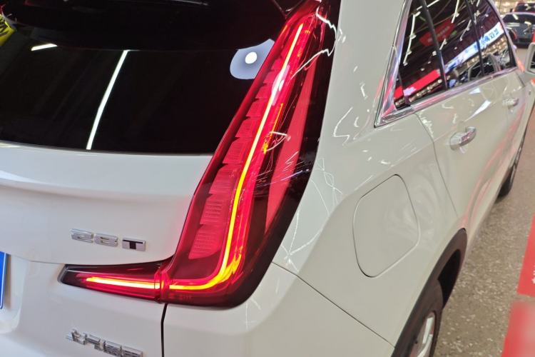 Used Cadillac XT4 2021 28T Two-Wheel Drive Luxury Version
