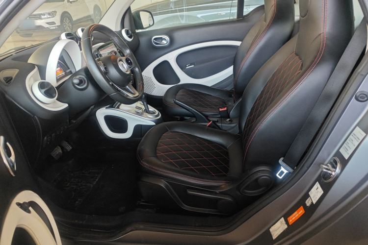 Used  fortwo 2015 1.0L 52 kW Hardtop Passion Edition