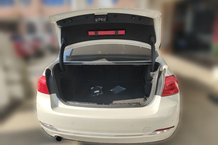 Used BMW 3 Series 2016 320Li Fashion Model
