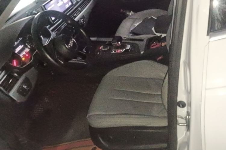 Used Audi A4L 2018 30th Anniversary Edition 40 TFSI Trendy Model
