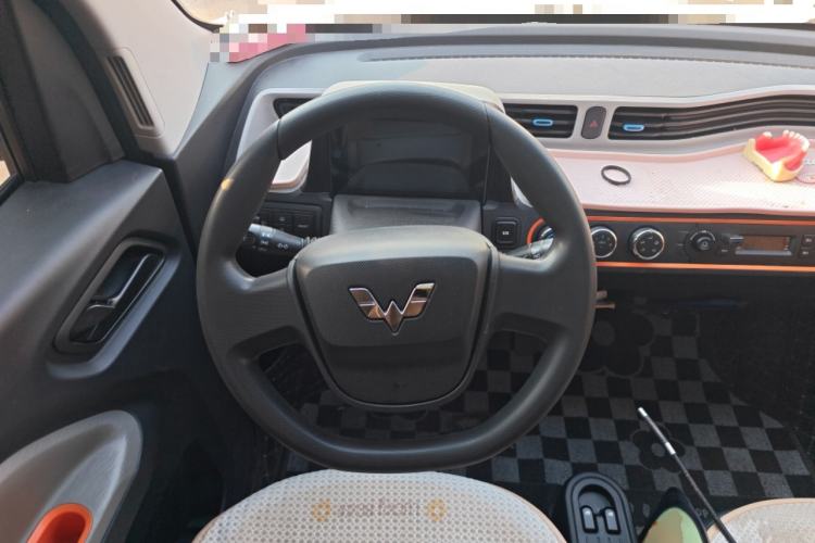 Used Wuling Hongguang MINIEV 2022 Macaron Premium Model – Lithium Ternary Battery