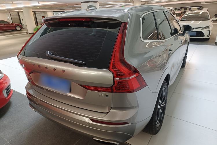 Used Volvo XC60 2019 T5 4x4 Smart Edition China V Standard
