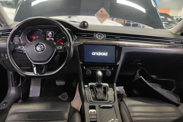 Used Volkswagen Magotan 2019 330TSI DSG Leading Model China VI Standard