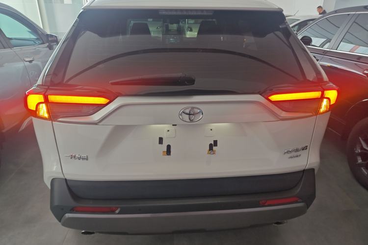 Used Toyota RAV4 2020 2.0L CVT Four-Wheel Drive Prestige Edition