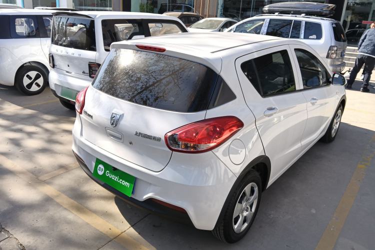 Used Baojun 310 2016 1.2L manual Comfort trim level