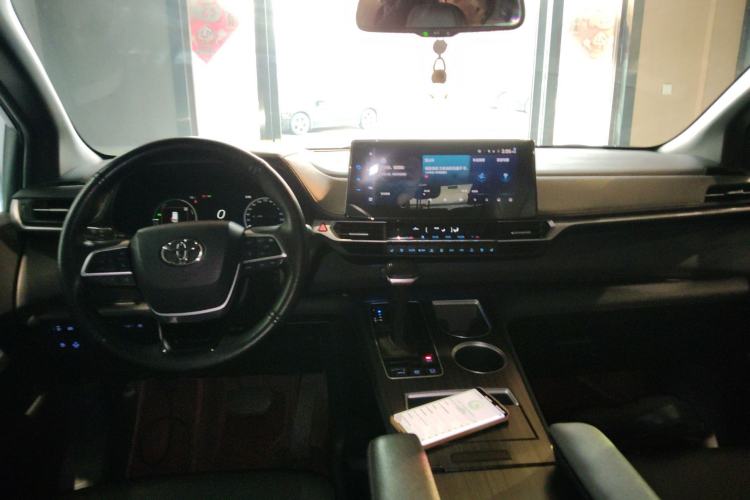 Used Toyota Sienna 2021 2.5L Hybrid Ultimate Edition
