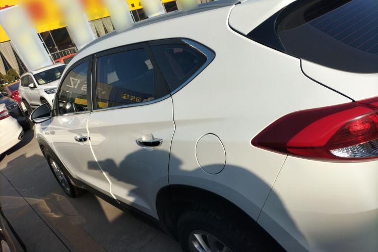 Used Hyundai Tucson 2015 1.6T Dual-Clutch Two-Wheel-Drive Smart Model
