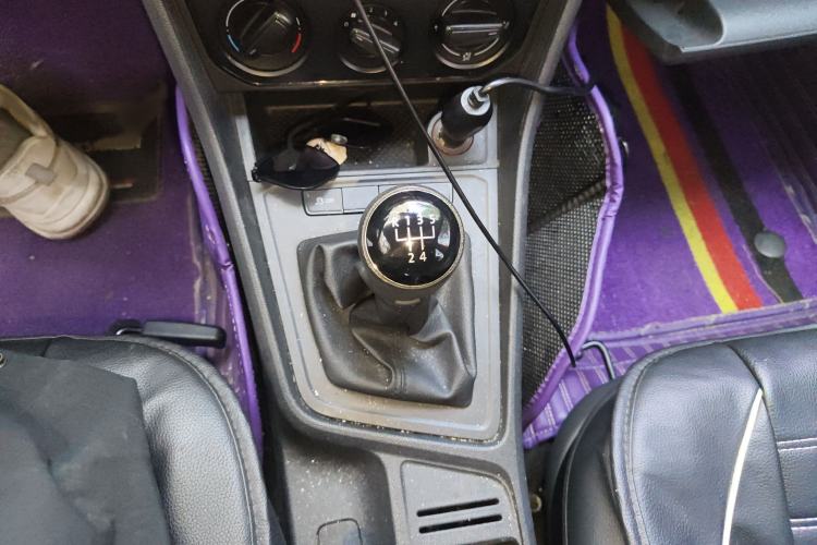 Used Volkswagen Lavida 2015 1.6L Manual Fashion Edition
