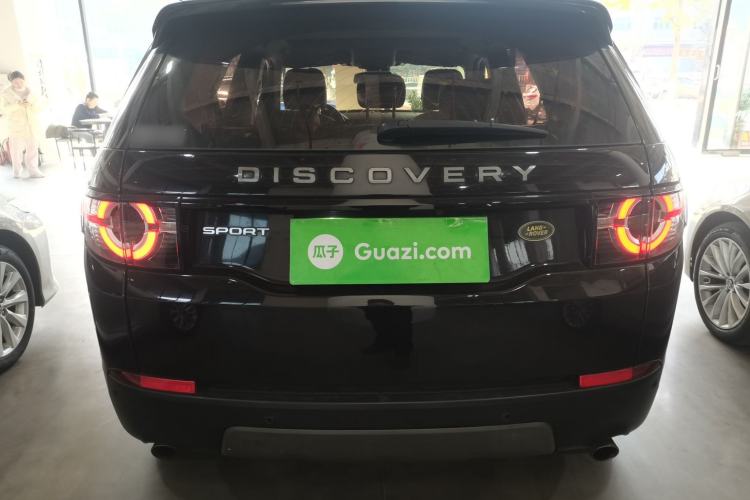 Used Land Rover Discovery Sport 2018 240 PS SE Version