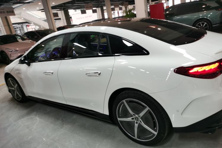 Used Mercedes-Benz EQE 2022 350 Luxury Edition
