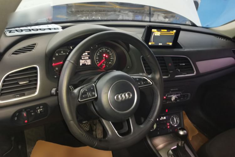 Used Audi Q3 2015 30 TFSI Ambition Edition