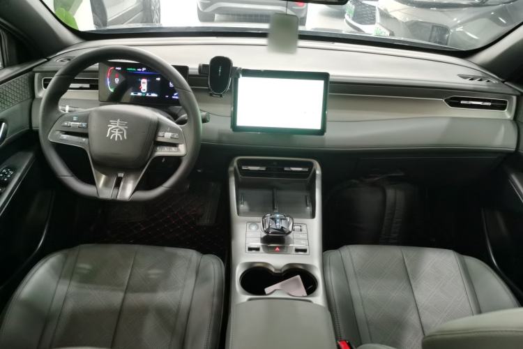 Used BYD Qin PLUS 2025 DM-i Smart Drive 55KM Leading Model
