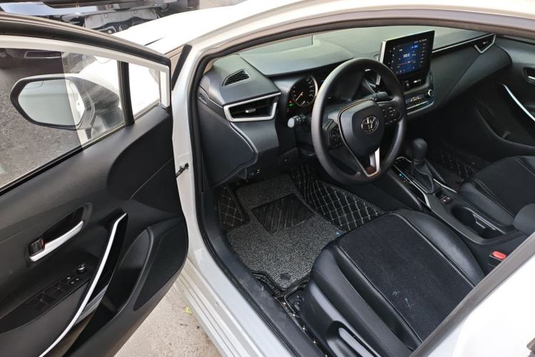 Used Toyota Corolla 2021 Dual-Motor 1.8L E-CVT Elite Edition