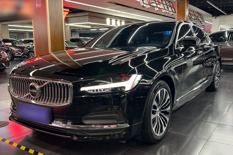 Used Volvo S90 2024 B5 Zhiyi Luxury Edition
