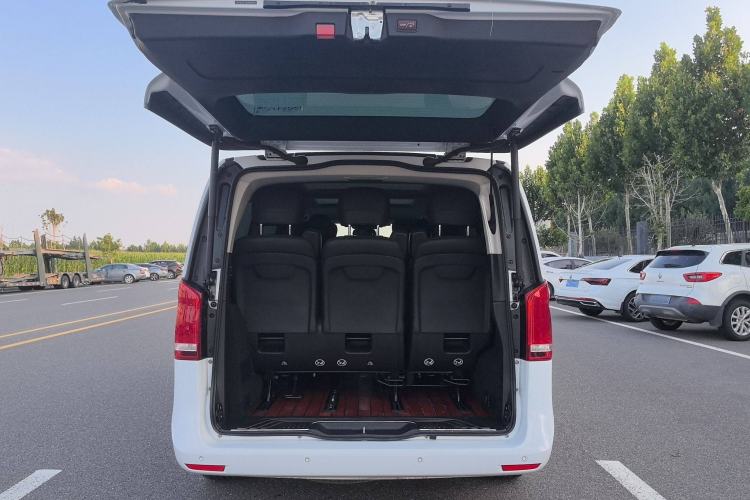 Used Mercedes-Benz V-Class 2017 V 260 L Prestige Extended Edition
