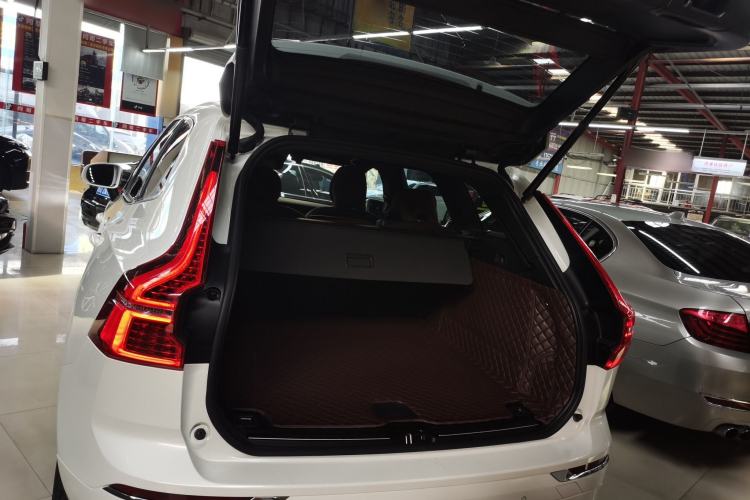 Used Volvo XC60 2021 T5 4x4 Smart Luxury Edition
