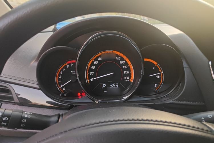 Used Toyota YARiS L 2022 X-Trail 1.5L CVT Luxury PLUS Edition
