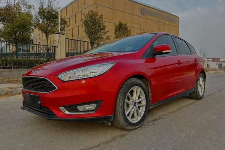 Used Ford Focus 2015 Hatchback 1.6L Automatic Fashion Edition
