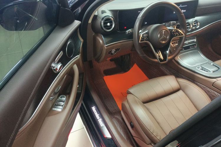 Used Mercedes-Benz E-Class 2023 Facelift E 260 L