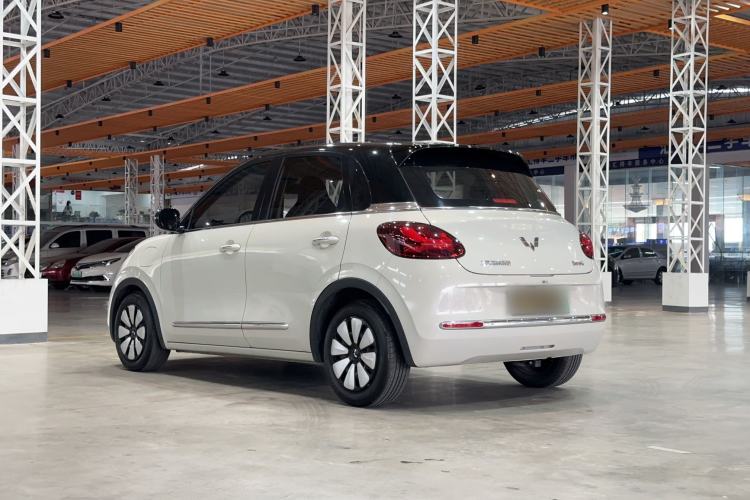 Used Wuling Bingo 2023 333 km Lingxi Connected+ Version
