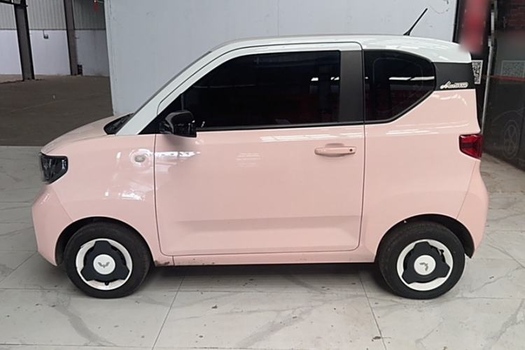 Used Wuling Hongguang MINIEV 2021 Macaron Premium Model – Lithium Iron Phosphate
