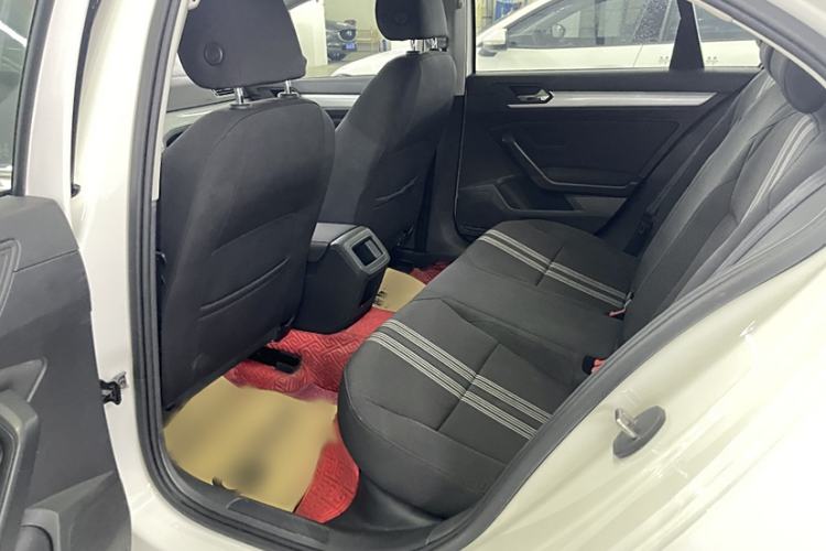 Used Volkswagen Lamando 2018 230TSI DSG Fashion Edition
