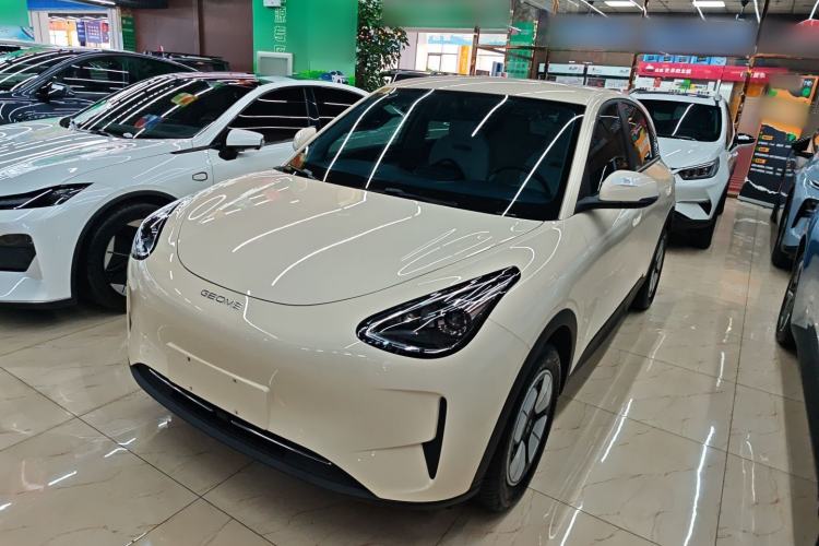 Used Geely Galaxy Geome 2025 410 km Free Version