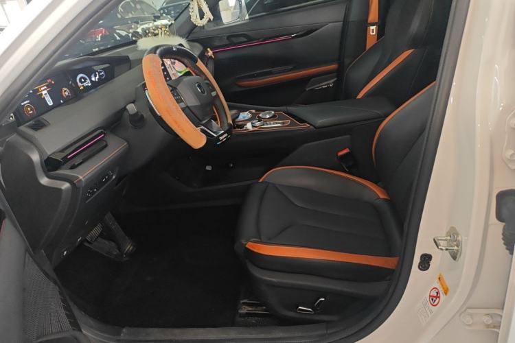 Used Changan UNI-V 2023 1.5T Prestige Model