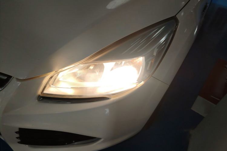 Used Ford Kuga 2015 1.5L GTDi Two-Wheel-Drive Comfort Model
