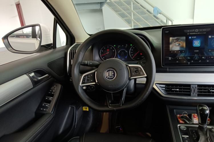 Used BYD Tang 2019 2.0T Automatic SmartConnect Luxury Edition 5 Seats China VI Standard
