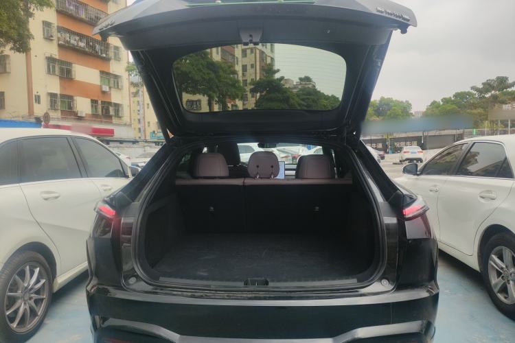 Used ONVO L60 2024 85 kWh Rear-Drive Version
